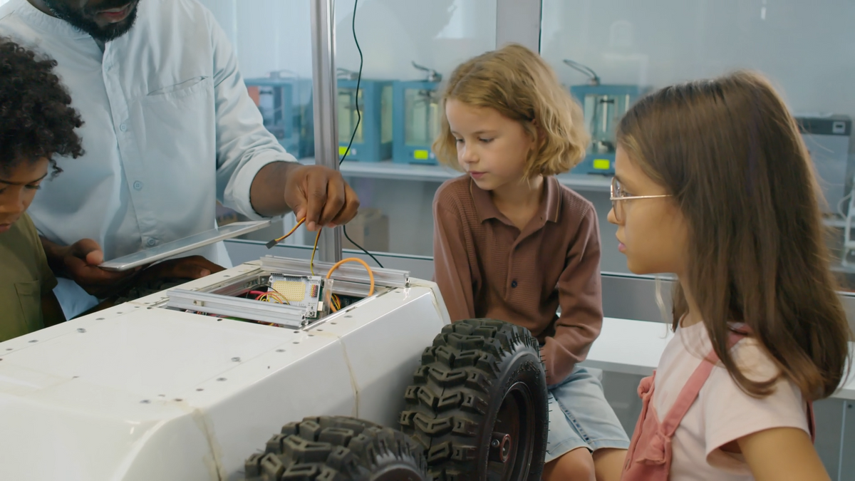 Build, Test, Try Again: Raising Confident Young STEM Thinkers